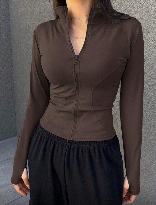 Стильный женский лонгслив с длинным рукавом на молнии пума. Шоколад, 42 Одесса - изображение 3
