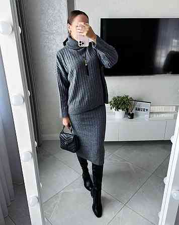 Женский теплый базовый костюм: свитер и юбка машинная вязка + ангора Антрацит Одесса