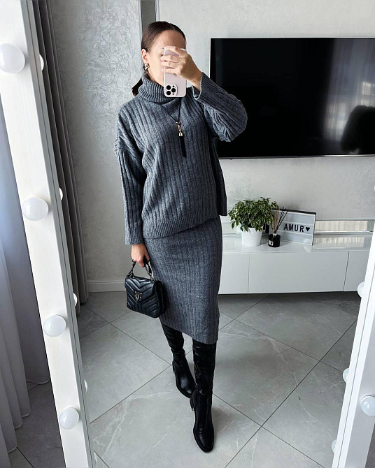 Жіночий теплий базовий костюм: светр і спідниця машинне в'язання + ангора Антрацит Одеса - фото 2