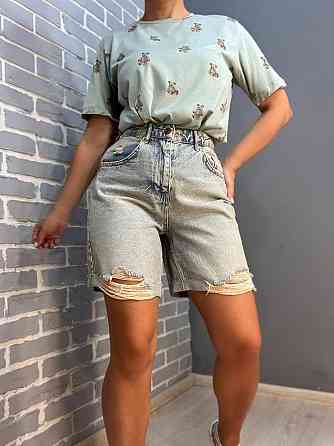 Шорты джинсовые женские Women Denim 355-973 средняя длина рваные снизу светло голубые, светло-голубо Одесса