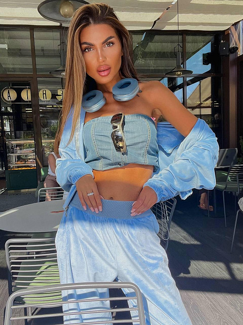 Жіночий стильний повсякденний костюм із ніжного велюру Блакитний, 42/44 Одеса - фото 4