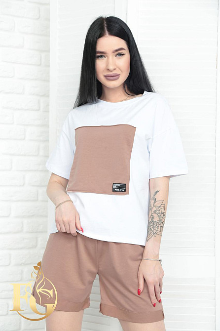 Двокольоровий костюм з шортами "Numb" оптом | Батал | Розпродаж моделі Капучіно, 50-52 Київ - фото 3