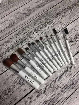 Набор кистей для макияжа KYLIE 12 штук Коломия