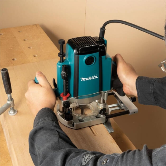 Потужний фрезер вертикальний Makita RP1803FXJ : 1650 Вт, патрон 6,8,12 мм Київ