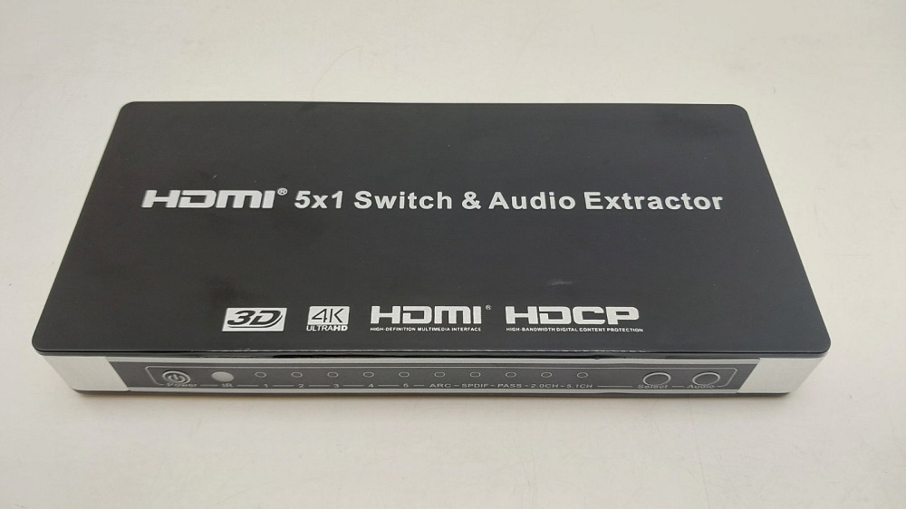 HDMI-комутатор 5x1 з функцією виведення аудіо (ARC) 4K@60 Гц (товар вживаний) Луцьк - фото 2