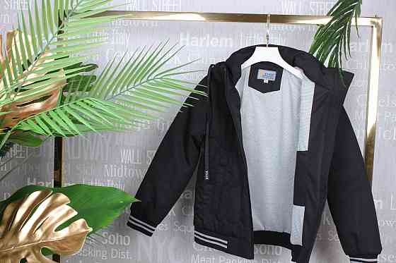 Демисезонная черная куртка бомбер под резинку для мальчика подростка 140,146,152 Николаев