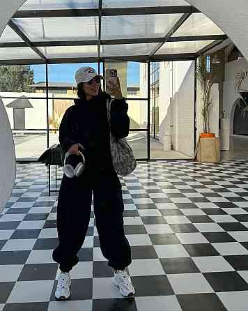 Жіночий повсякденний стильний костюм із якісної тринитки на флісі Чорний Одеса