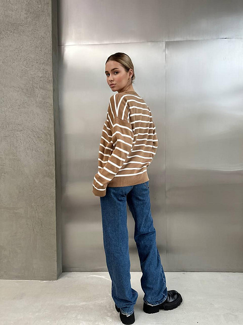 Жіночий базовий смугастий светр оверсайз вовна 70% акрил 30% Беж Одеса - фото 5