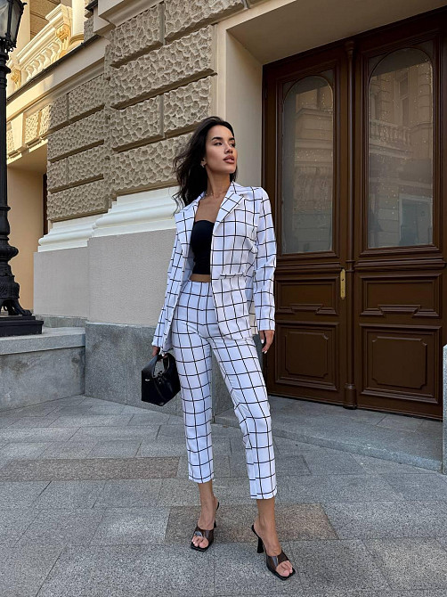 Женский стильный деловой костюм из костюмки Белый, 44 Одесса - изображение 7