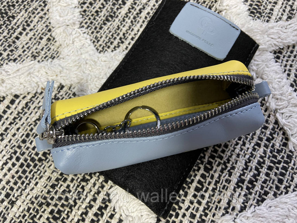 Патриотическая желто-голубая ключница из натуральной кожи (с Украиной в сердце) Grande Pelle Киев - изображение 2