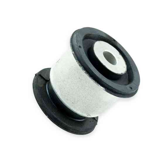 Сайлентблок переднего Джип Гранд Чероки IV рычага Мукачево