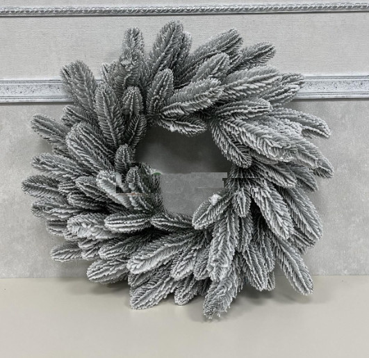 Рождественский венок Премиальный заснеженный из хвои литой (диаметр - 45 см) Киев - изображение 1