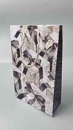 Бумажный пакет подарочный Средний 17/26/8(артSV-117) (12 шт) Харьков