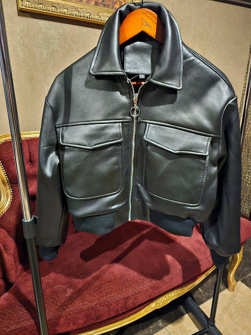 Женская куртка-бомбер из эко-кожи Черный M Харьков - изображение 3