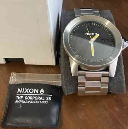 Время Американские Nixon Киев