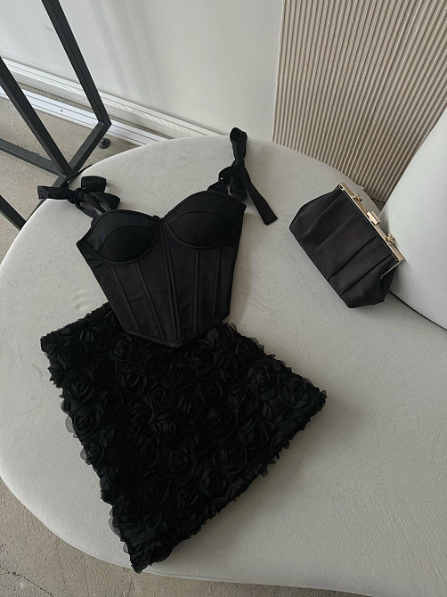 Женский романтичный корсетный комплект с 3D-цветами Одесса - изображение 6