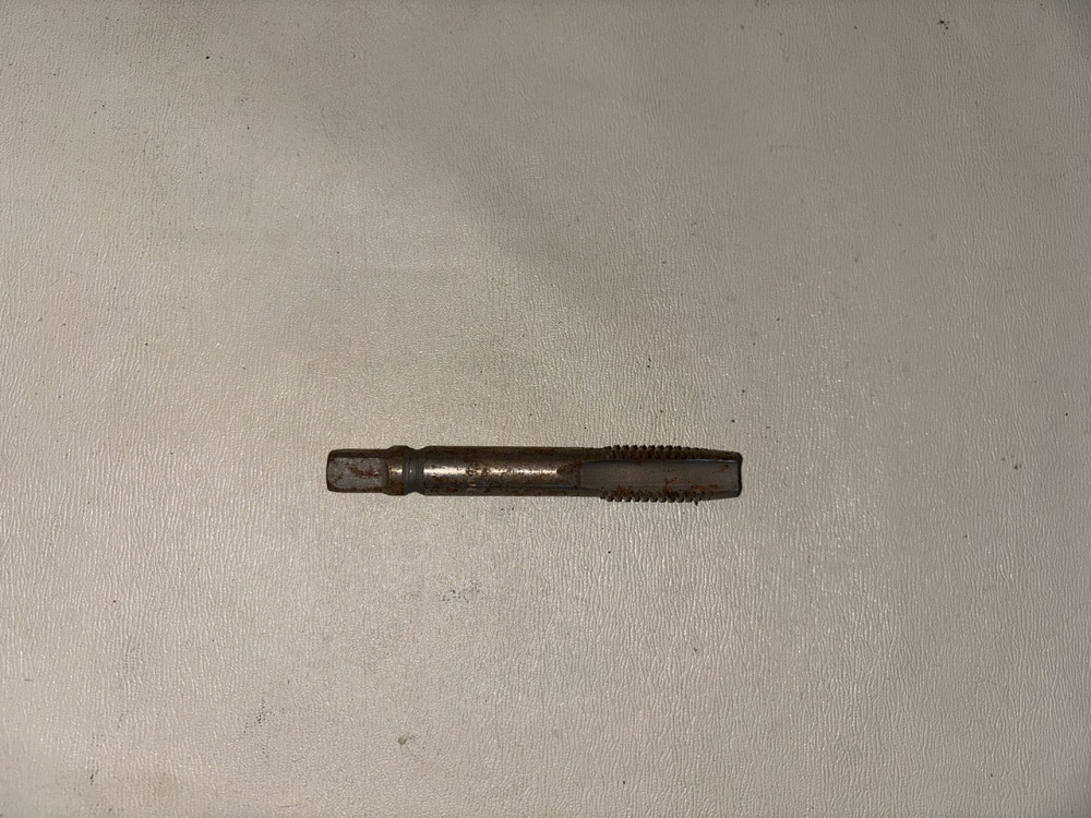 Метчик машинно-ручной М14х2. HSS. СССР. Харьков - изображение 1