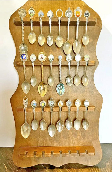 Полиця для колекції ложок "Арона" сієна Миколаїв - фото 1