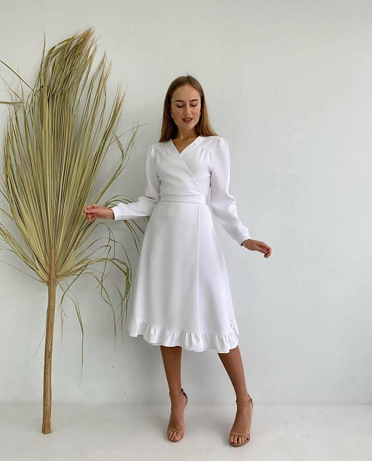 Жіноче романтичне плаття на запах костюмка Молочний Одеса - фото 1