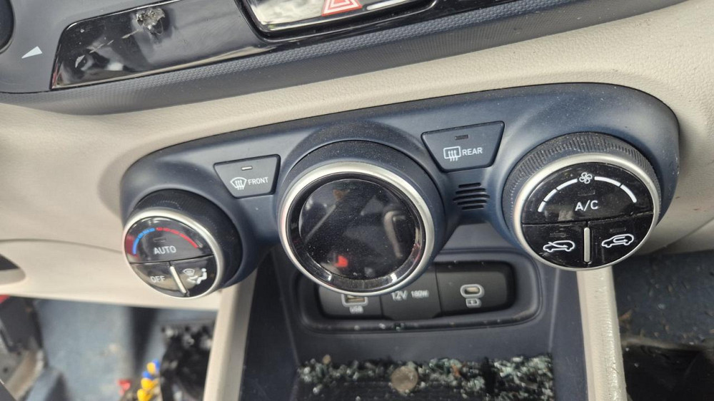 Блок управления климатом Хюндай Венью 19-26 Киев - изображение 1