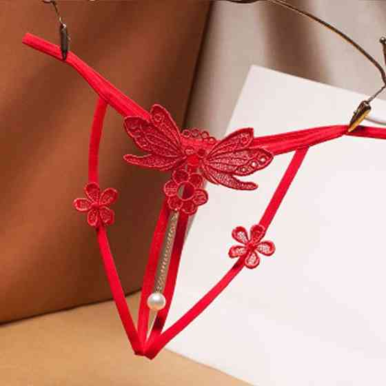 Трусики з розрізом та бусинками, квіточками, метеликами червоні - розмір універсальний (на резинці), 15% нейлон, 85% поліестер Київ