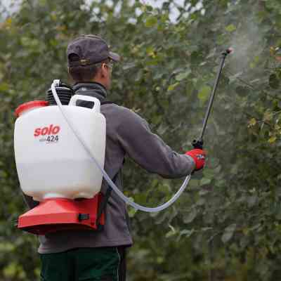 Обприскувач Solo ручний ранцевий 16 л, поршневий, тиск 4 бар, трубка 50 см, вага 5.1 кг (424NOVA) Вінниця