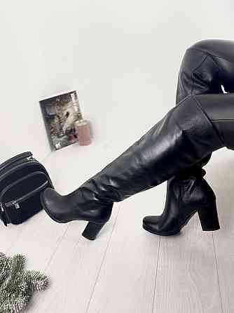 Ботфорти жіночі 14 чорні натуральна шкіра з хутром до кісточки висота 43 см каблук 8 см обхват Коломыя