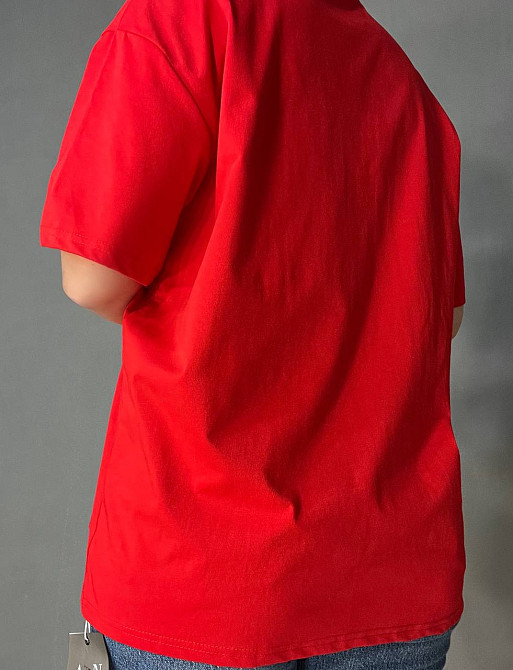 Футболка жіноча A-N 2396 оверсайз з ведмедиком та блискітками, червоний, one size Київ - фото 17