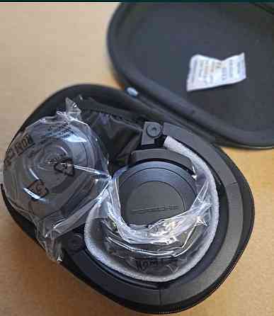 Bluetooth Наушники Porsche та Bentley. Киев