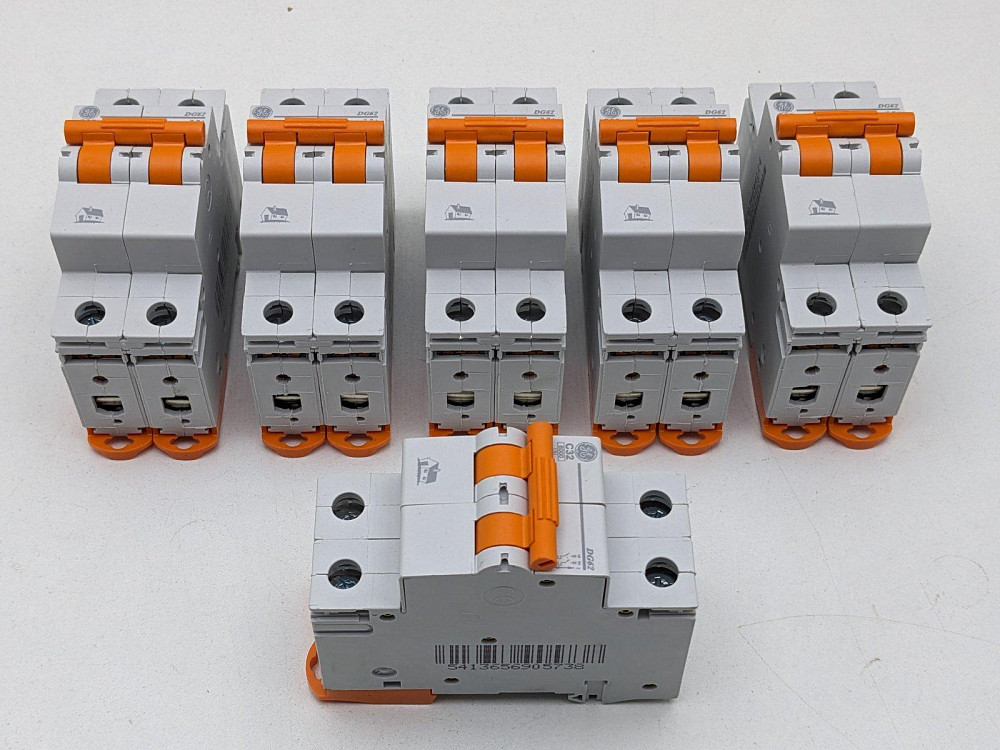 Автоматичний вимикач G62C02 C02 2P Луцьк - фото 1