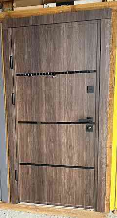 Двері квартирні Redfort, модель Смоук, комплектація Еліт + Київ