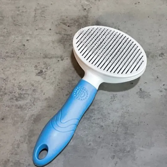 Щітка для сухого та вологово вичісування шерсті Луцьк