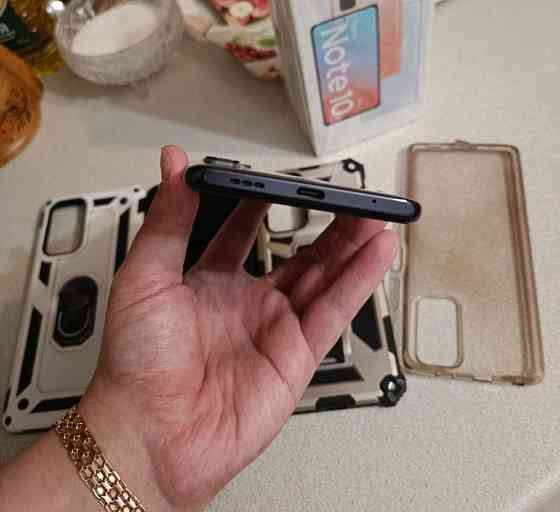 Смартфон: Xiaomi Redmi Note 10 4/64Gb идеал Киев