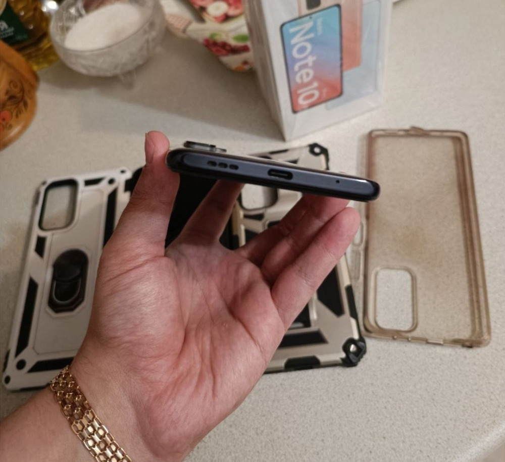 Смартфон: Xiaomi Redmi Note 10 4/64Gb ідеал Київ - фото 5