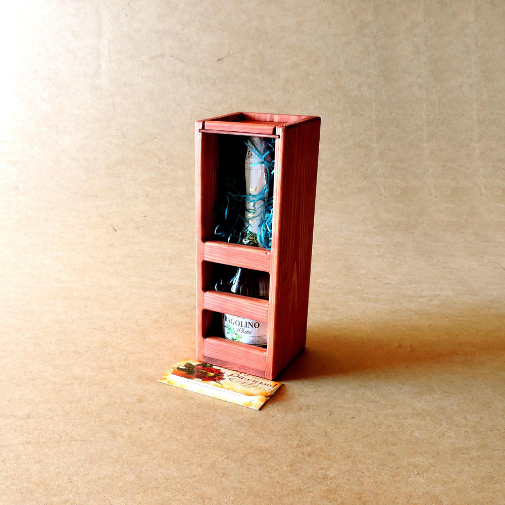 Подарочная коробка 