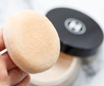 Пудра рассыпчатая Chanel Natural Loose Powder Universelle Libre 30 Naturel Славянск - изображение 2