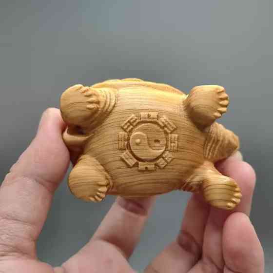 Деревянная фигурка черепахи с инь-янь – ручная резьба, декоративный талисман Киев