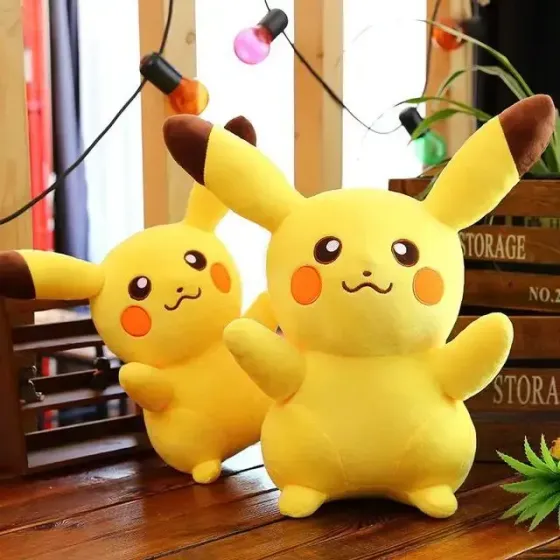 Яркая милая игрушка-подушка Пикачу 35 см Желтая Коломыя