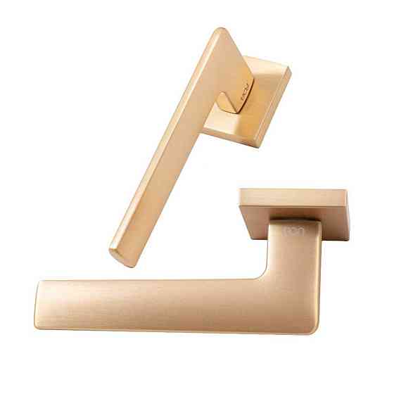 Дверна ручка на розеті RDA Forme Q золото матове брашироване R ф/з (розетта 6мм) Київ