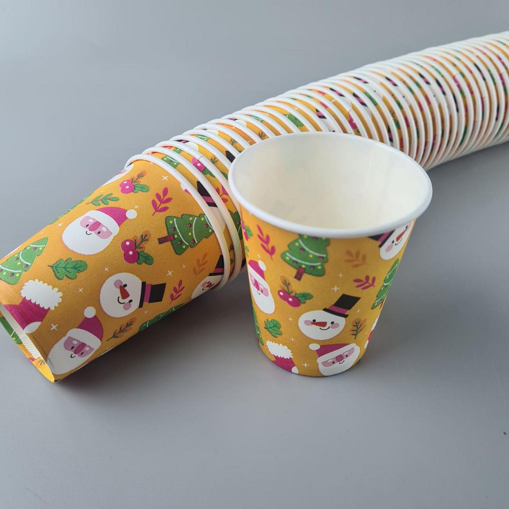 Бумажные стаканы цветные 175мл НГ "СНЕГОВИК НА ЖЕЛТОМ"  Маэстро (50 шт) Харьков - изображение 1