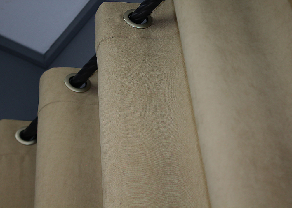 Комплект штор на люверсах VR-Textil Микровелюр SPARTA № 1196ш 150х270 см 2 шт Бежевый (37-0120) Киев - изображение 6