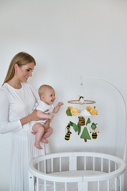 Дитячий музичний мобіль на ліжечко для немовлят WooolyWool «Бджілки» з 35 мелодіями Київ - фото 8