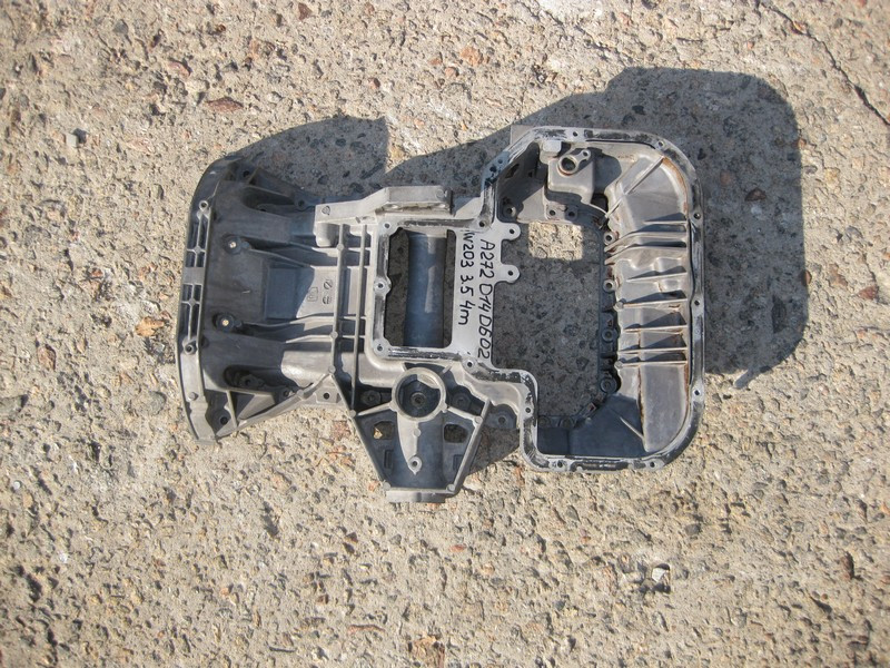 Mercedes-Benz  A2720140602 Верхня частина масляного піддону - картера C-Class W203 для двигуна M272 V6 3.5л 4matic Одесса - изображение 1