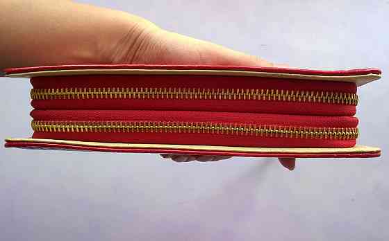 Жіночий Клатч-Кашолик із Знімною Ручкою — Петлою на Дві Блискавки Дніпро