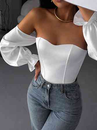 Жіночий романтичний укорочений корсет із рукавами атлас Scarlet Молочний, M/L Одеса