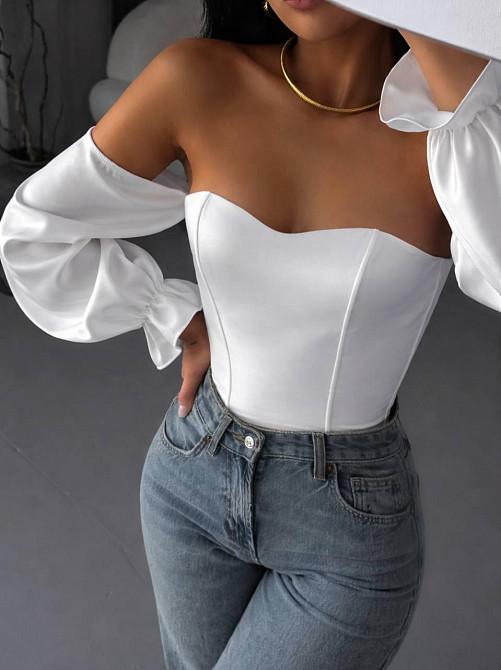 Жіночий романтичний укорочений корсет із рукавами атлас Scarlet Молочний, M/L Одеса - фото 1