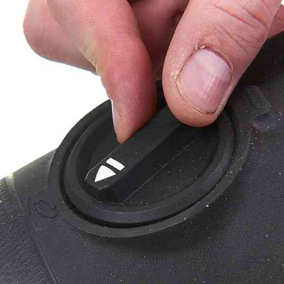 Пила шабельна акумуляторна MILWAUKEE, M18 FSX-801C (+зар.пр., 1 акум.Х 8Аг, кейс)+M18 ALIS-0+жилетка Одеса