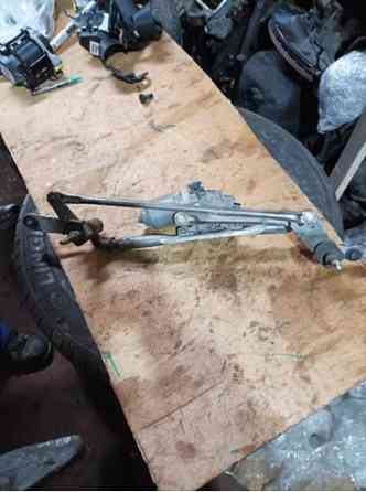 68102175AD Моторчик дворника перед cherokee Коломыя