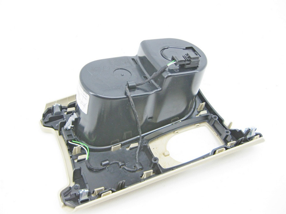 Mercedes-Benz  A1766801610 8L36 Накладка з підсклянниками у центрі підлокітника CLA Shooting Brake X117 CLA C117 GLA X156 A-class W176 Одеса - фото 7