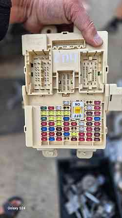 Kia Sportage 2016–2021 Блок предохранителей салона Киев